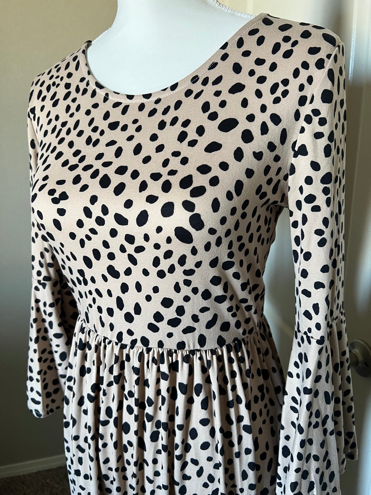 Cheetah Print Bell Sleeve Dress