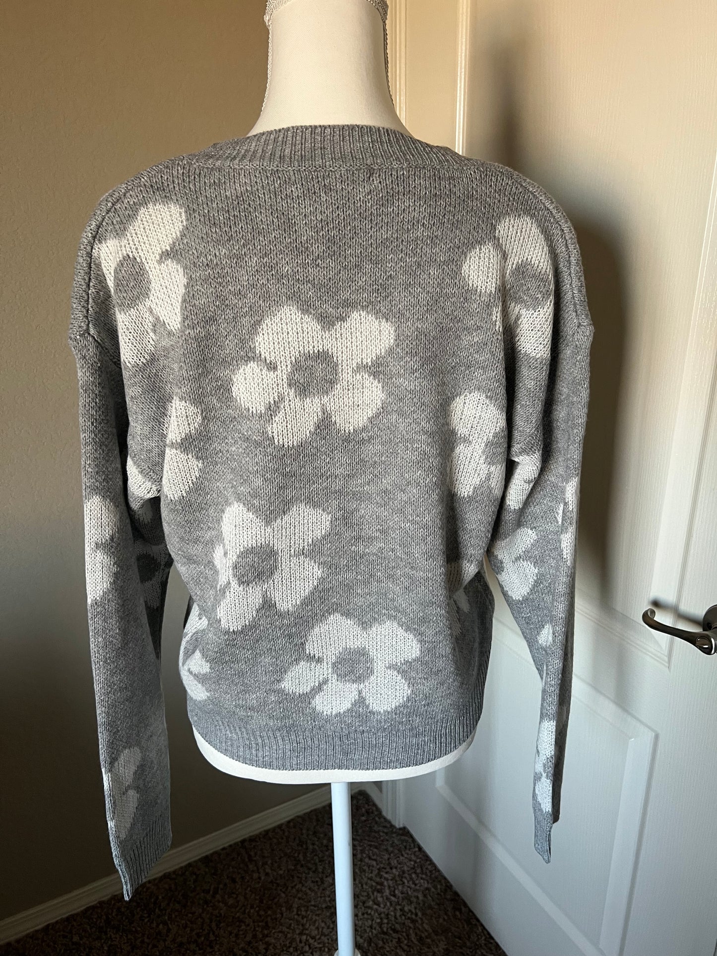 Floral Pattern Gray Sweater